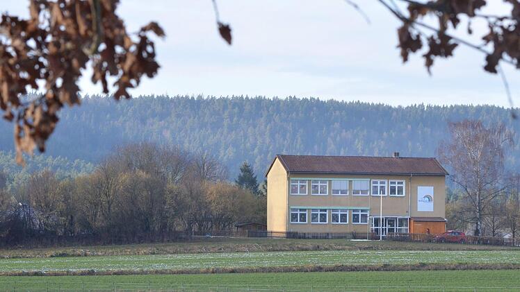 Der Kindergarten in Ketschenbach liegt am Ortsrand. Er war schon geschlossen. Jetzt ist er wieder gut belegt.Rainer Lutz