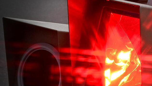 Die station&auml;re Geschwindigkeitsmessanlage wird solarbetrieben sein. Foto: Patrick Seeger/dpa