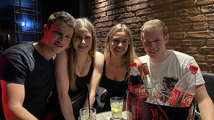 Kilian, Eva, Clara und Niklas (von links) waren froh, wieder feiern zu dürfen.