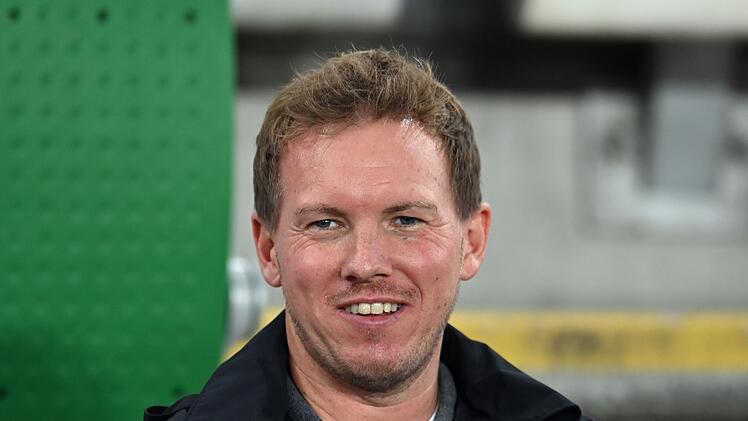 Prominenter Unterstützer: Julian Nagelsmann hilft diesmal beim Eintreiben von Spendengeld.