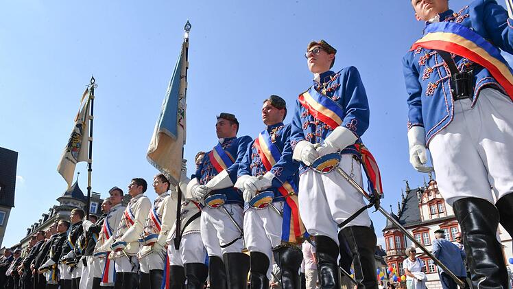 Impressionen vom Einzug am Freitagnachmittag.  Foto: Ronald Rinklef