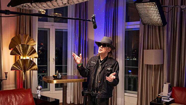 Udo Lindenberg wohnt seit vielen Jahren im Hamburger Hotel Atlantic, hier entstanden auch viele Interview-Sequenzen f&uuml;r den neuen ARD-Film.