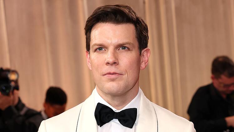 Schauspieler Jake Lacy brauchte einen Ausgleich zum Dreh von "All Her Fault".