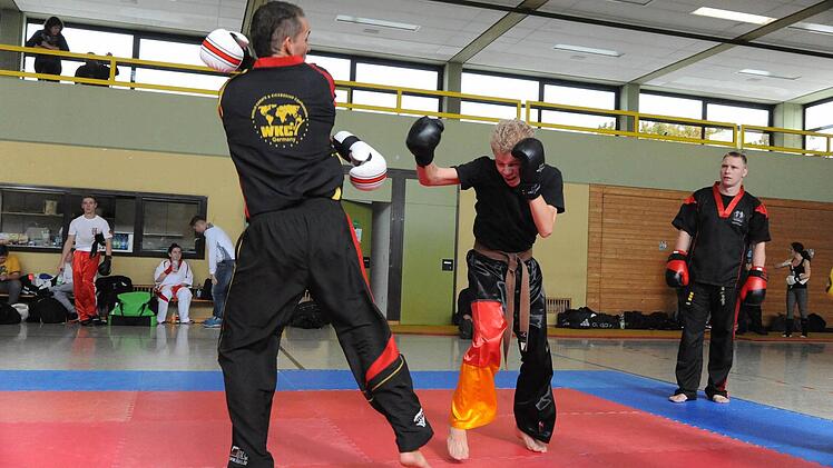 Beim Kampfsport-Training in Rannungen. Foto: Hopf