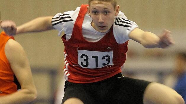 Justus Santjer war &uuml;ber 60 m H&uuml;rden der Schnellste in der U18. Foto: Peter M&uuml;ller