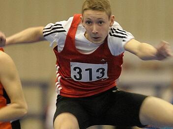 Justus Santjer war über 60 m Hürden der Schnellste in der U18. Foto: Peter Müller