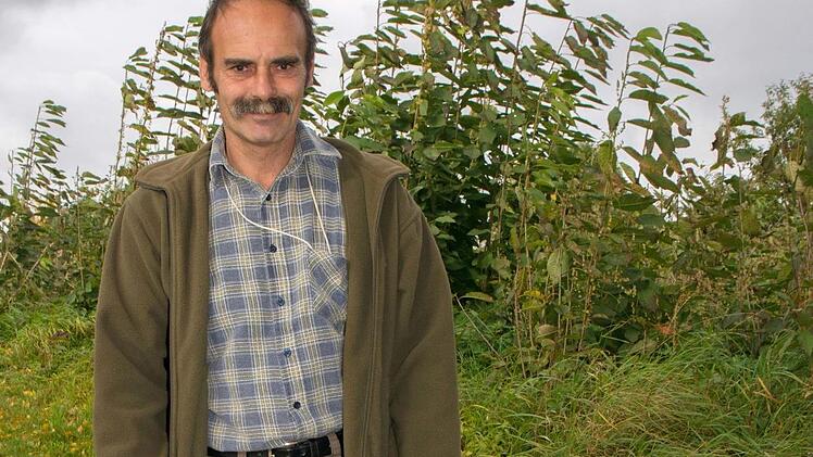 Egon Eckart aus Obertheres und seine Hündin Vera vom Nonnenhaus sind eines der zehn Gespanne, die die Brauchbarkeitsprüfung für Jagdhunde der Kreisgruppe Haßfurt des Bayerischen Landesjagdverbandes absolviert haben. Ulrike Langer