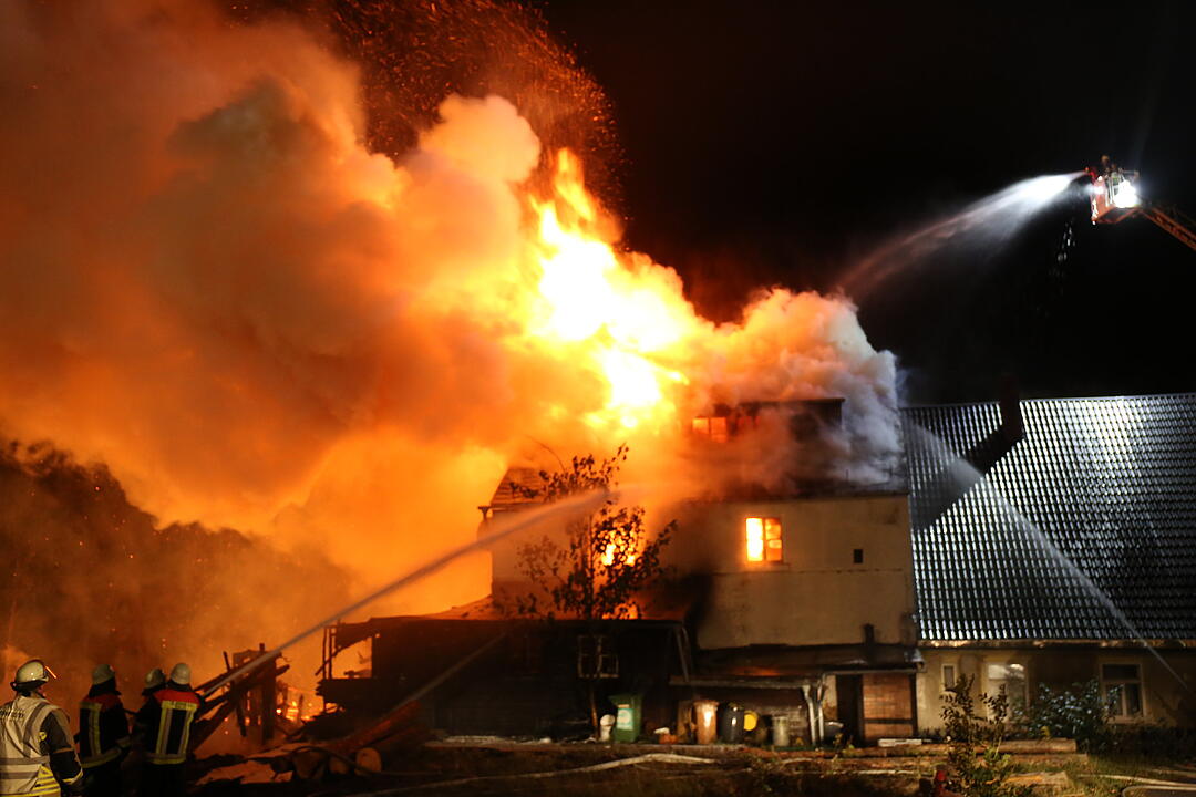 Sägewerk in Rehau in Flammen