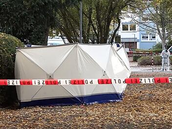 30-jährige Frau in Bremen getötet - Sohn verletzt