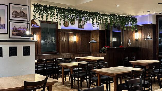 Direkt am N&uuml;rnberger Wahrzeichen: Fr&auml;nkisches Wirtshaus er&ouml;ffnet heute