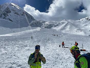 Tragisches Unglück in italienischem Skigebiet: Bayer stirbt bei Lawinenabgang