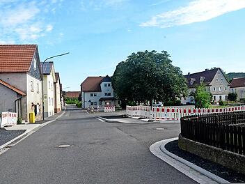 Nach der Kanalerneuerung soll die Ortsmitte von Reitsch mit größtmöglicher Förderung neu gestaltet werden.