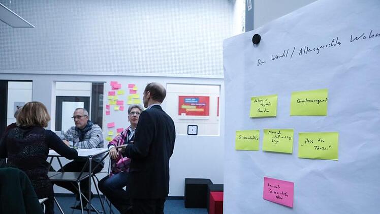 Denkwerkstatt "Bamberg 2050": Blick auf den Workshop "Wie wohnen wir?". Foto: Barbara Herbst