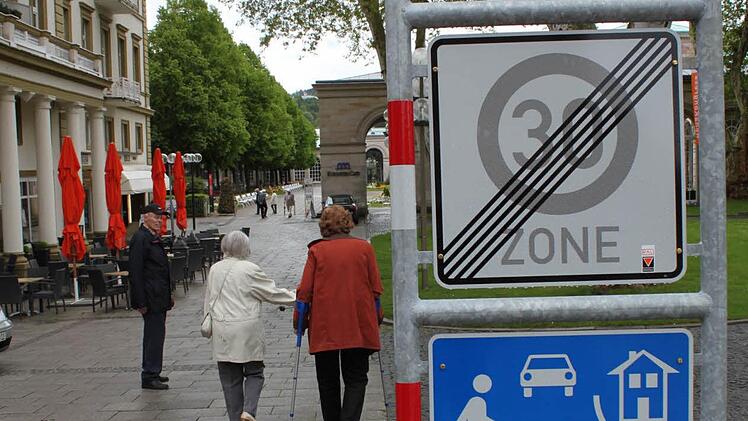 Bisher Fußgängerzone, jetzt verkehrsberuhigter Bereich Foto: Mäuser