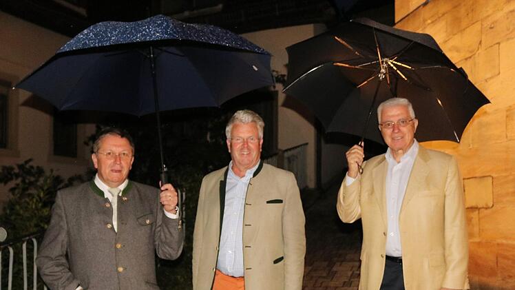 Die "Schirmherren" (von links) Oberbürgermeister Henry Schramm, MdL Ludwig von Lerchenfeld und Josef MawadFoto: Klaus Klaschka