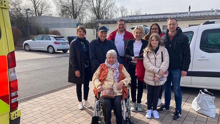 Bamberg: Hospizmobil erf&uuml;llt schwerstkranker Frau Herzenswunsch - "war &uuml;berw&auml;ltigt"