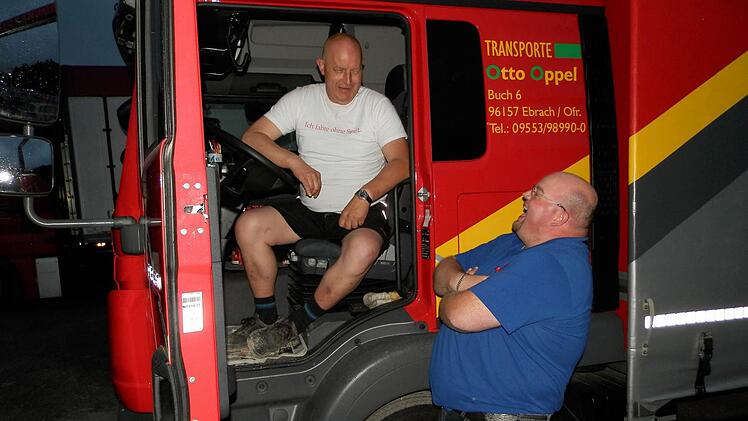 Am ersten Tag des traditionellen Pfingsttruckerfestivals waren bereits rund 350 Trucks auf dem großen Gelände abgestellt. Foto: Rainer Fritsch