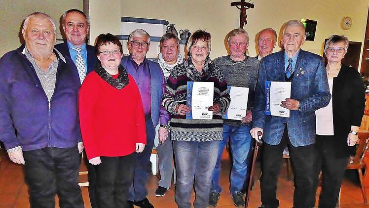 Die Ehrung langjähriger Mitglieder stand im Mittelpunkt der Hauptversammlung des VdK-Ortsverbands Burkheim. Foto: Bernd Kleinert