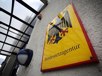 Netzagentur leitet Verfahren gegen Mobilfunkanbieter ein