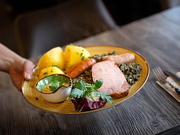 Pendler, Gastro, Ehrenamt: Bundestag beschließt Entlastung