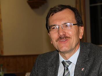 Warnt vor digitaler Sorglosigkeit: Gerhard Kallert ist seit März Präsident des Polizeipräsidiums Unterfranken. Foto: Ulrike Müller