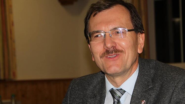 Warnt vor digitaler Sorglosigkeit: Gerhard Kallert ist seit März Präsident des Polizeipräsidiums Unterfranken. Foto: Ulrike Müller