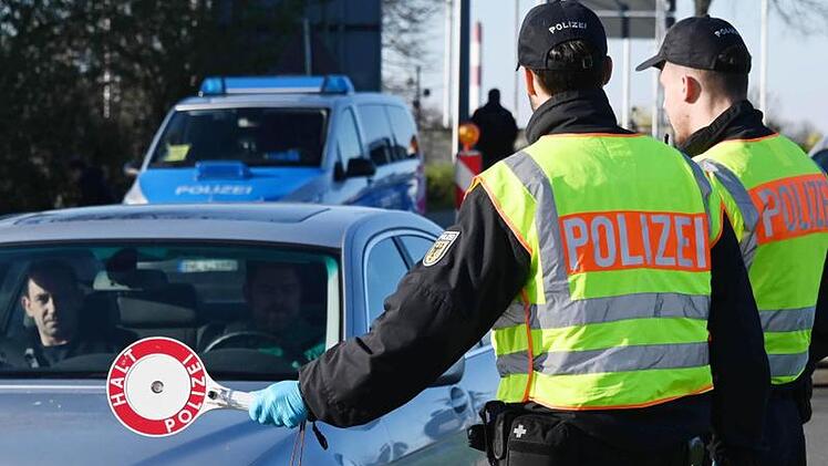 Durch die Einstufung Tschechiens als Hochrisikogebiet ändern sich auch die Einreisekriterien. Ungeimpfte müssen sich daher regelmäßig testen lassen.