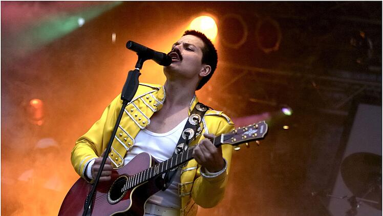 God save the Queen ist eine Hommage an das königliche Quartett um Freddie Mercury