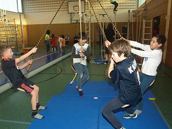Das Erlebnisturnen des TSV Ebenhausen bietet den Kindern die Möglichkeit, sich in spielerischer Form frei zu entfalten.  Foto: Stefan Geiger
