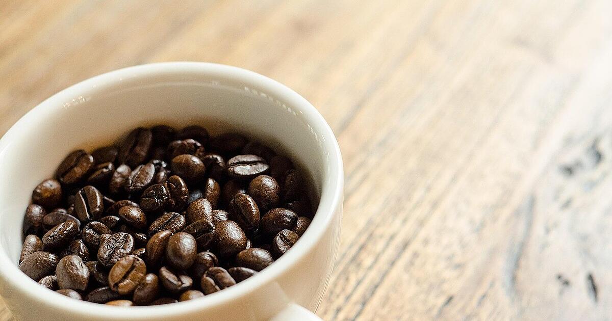 Is coffee addictive - | and is it carcinogenic?