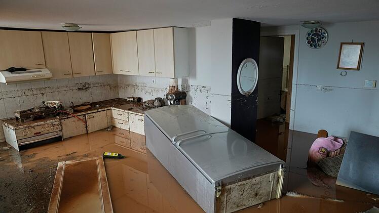 Starke Regenf&auml;lle und Saharastaub setzen &Auml;g&auml;is zu