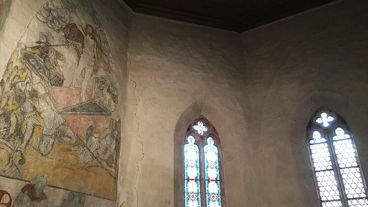 Historische Wandmalerei im Chorraum der Michaelskirche Fechheim.Foto Jochen Berger