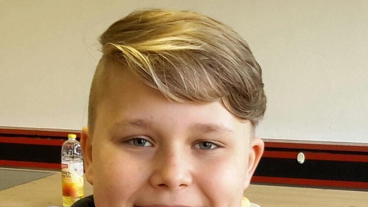 "Täglich wird bei uns in Deutschland viel Brot einfach weggeschmissen", sagt der 14-jährige Jeremy Wittig. "Beim Workshop habe ich gelernt, dass mit dieser Menge die Bewohner der zweitgrößten Stadt in Österreich, das ist Graz, ernährt werden könnten". Foto: Rolf Pralle