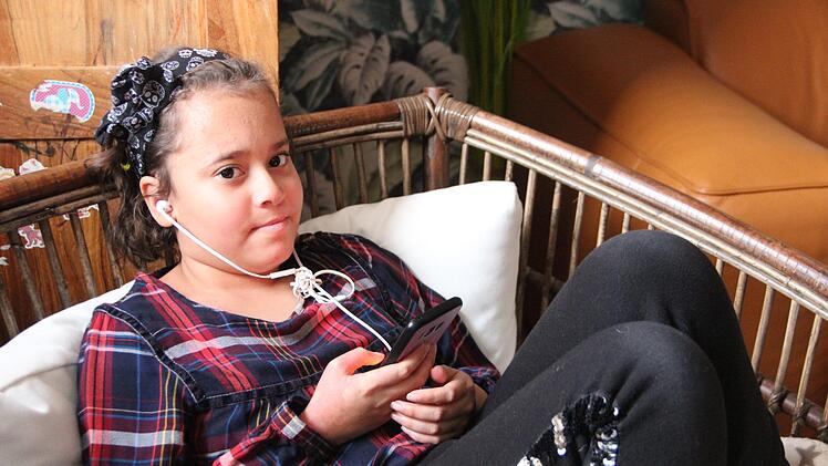 Schon häufig musste Asani Taiwo im Krankenhaus behandelt werden. Deshalb durfte sie auch in einem Video mitwirken.Heike Beudert