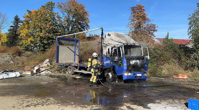 Flex-Arbeiten lösen Lkw-Brand im Kreis Kulmbach aus