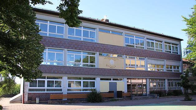 Bei einer Generalsanierung der Schlossbergschule g&auml;be es viel zu tun. Nicht alles k&ouml;nnte zufriedenstellend gel&ouml;st werden. Foto: Charlotte Wittnebel-Schmitz
