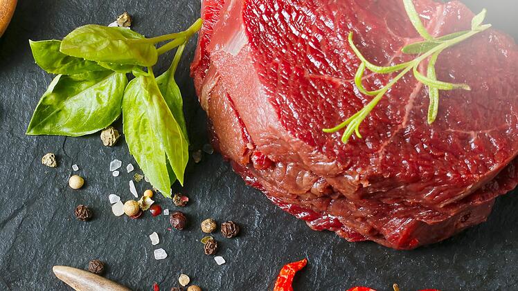 Josef Maier insolvent: Produzent beliefert Rewe mit "besonderem Fleisch"