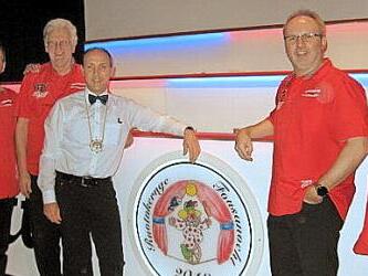 Beim Faschingsjubiläum von "Rainbow" in Rothenkrichen (von links): Reinhard Weber, Karlheinz Schäck, Kai Baumstark, Stefan Fehn und Burkhard Weber  Foto: K.- H. Hofmann