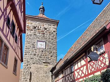 Rothenburg ob der Tauber ist bei Touristen äußerst beliebt. Der mittelfränkische Ort gilt als eines der bekanntesten und meistbesuchten Reiseziele Deutschlands.