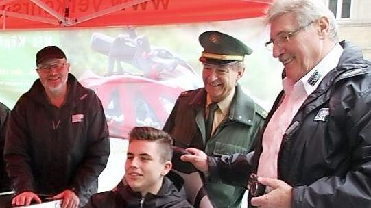 Reaktionstest auf dem Marienplatz in Kronach Foto: Veronika Schadeck