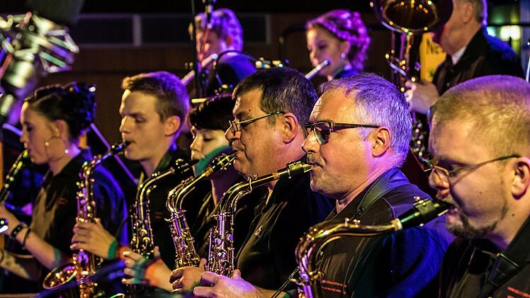 Impressionen vom Galakonzert des Jugendorchesters Neustadt in der Mehrzweckhalle Heubischer Straße.Foto: Jochen Berger