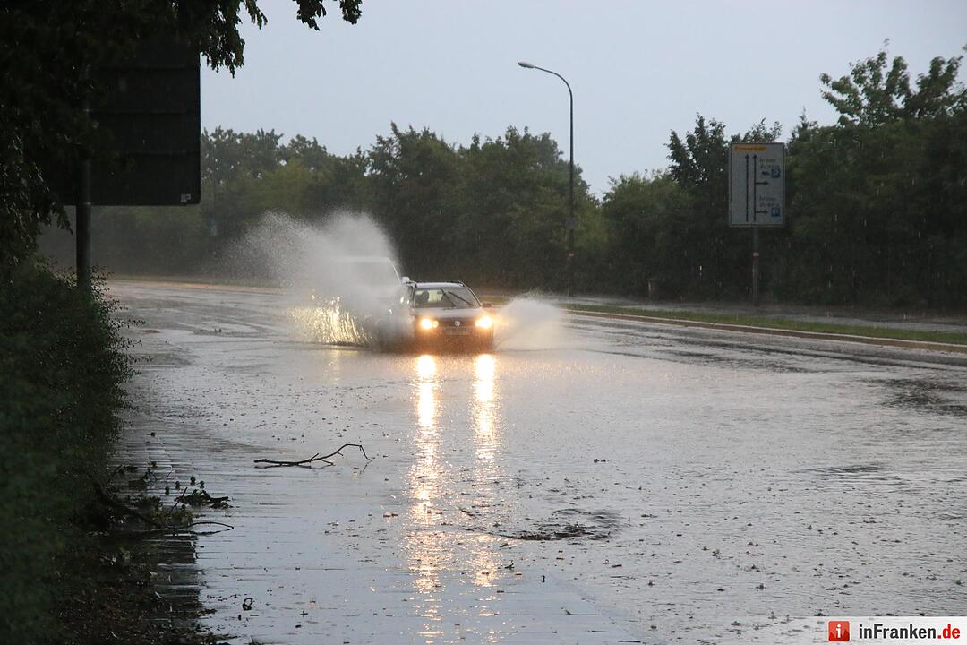 Massive Schäden nach Sturm in Bamberg