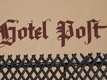 Das ehemalige Hotel "Post" in der Ludwigstraße soll ein Wohnpark werden. Foto: Ulrike Müller