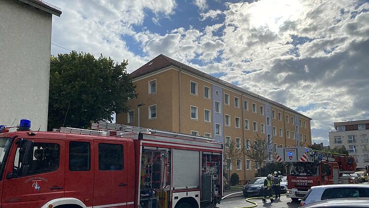 Feuer im dritten Stock: Küche brennt komplett aus