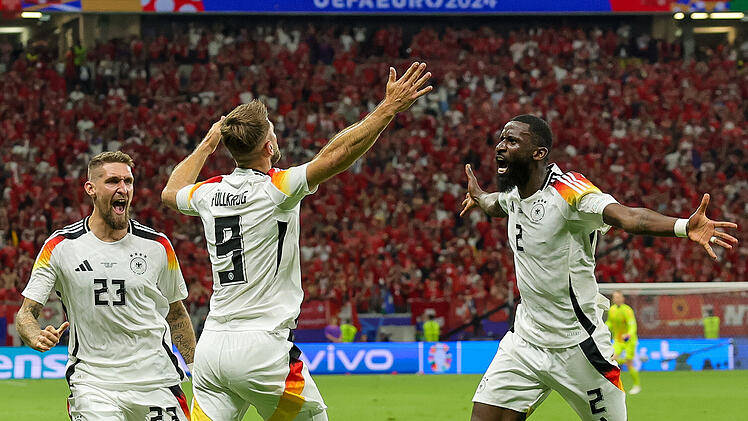 Später Ausgleich beschert Deutschland Gruppensieg bei Heim-EM