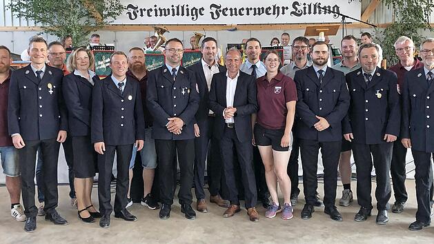 Festausschuss mit Umweltminister Thorsten Glauber (M.)