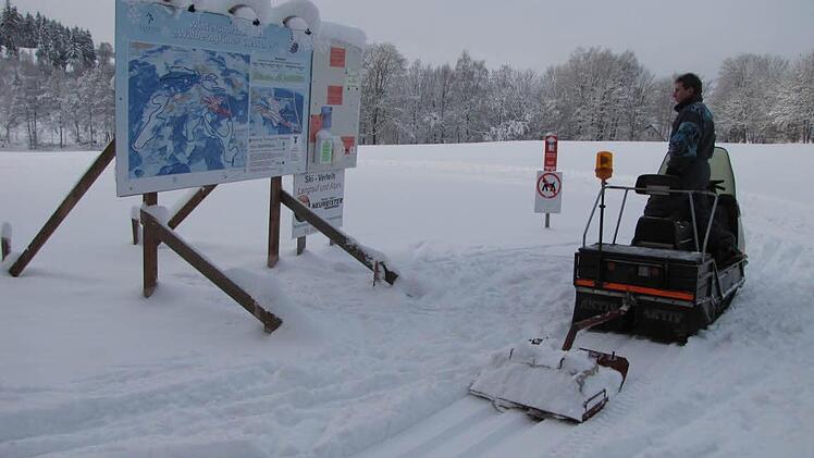 Wilfried Vogel hat am Walberngrüner Gletscher zwei Loipen gespurt. Foto: Archiv/Hartmut Fischer