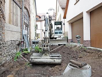 Die ersten Baggerarbeiten haben schon begonnen. Foto: Arkadius Guzy