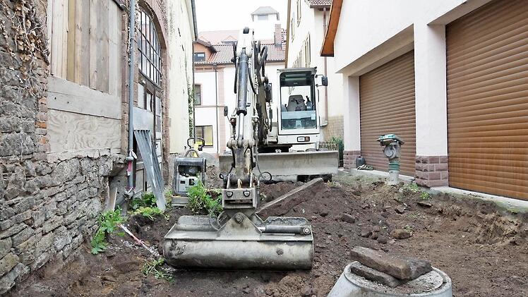 Die ersten Baggerarbeiten haben schon begonnen. Foto: Arkadius Guzy