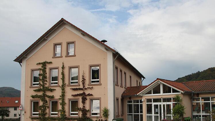 Die Riedenberger Grundschule soll saniert werden  - zumindest zum Teil. Foto: Archiv/Ulrike Müller